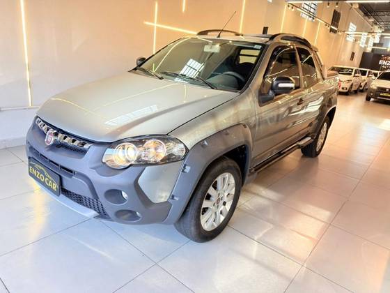 FIAT STRADA 1.8 MPI ADVENTURE CD 16V FLEX 3P MANUAL FIAT STRADA 1.8 MPI ADVENTURE CD 16V FLEX 3P MANUAL